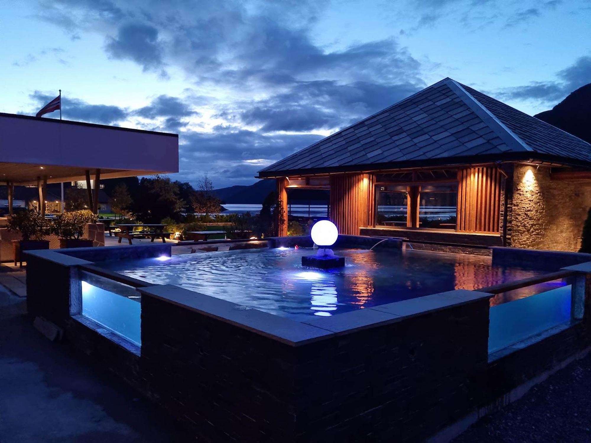 Bremanger Fjord Hotell Svelgen Exterior photo